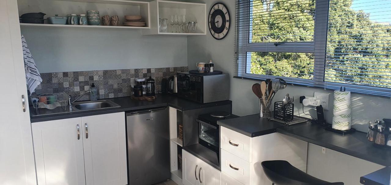 פלטנברג ביי Modern Solar Powered 1 Bed Studio Apartment With Amazing Views מראה חיצוני תמונה